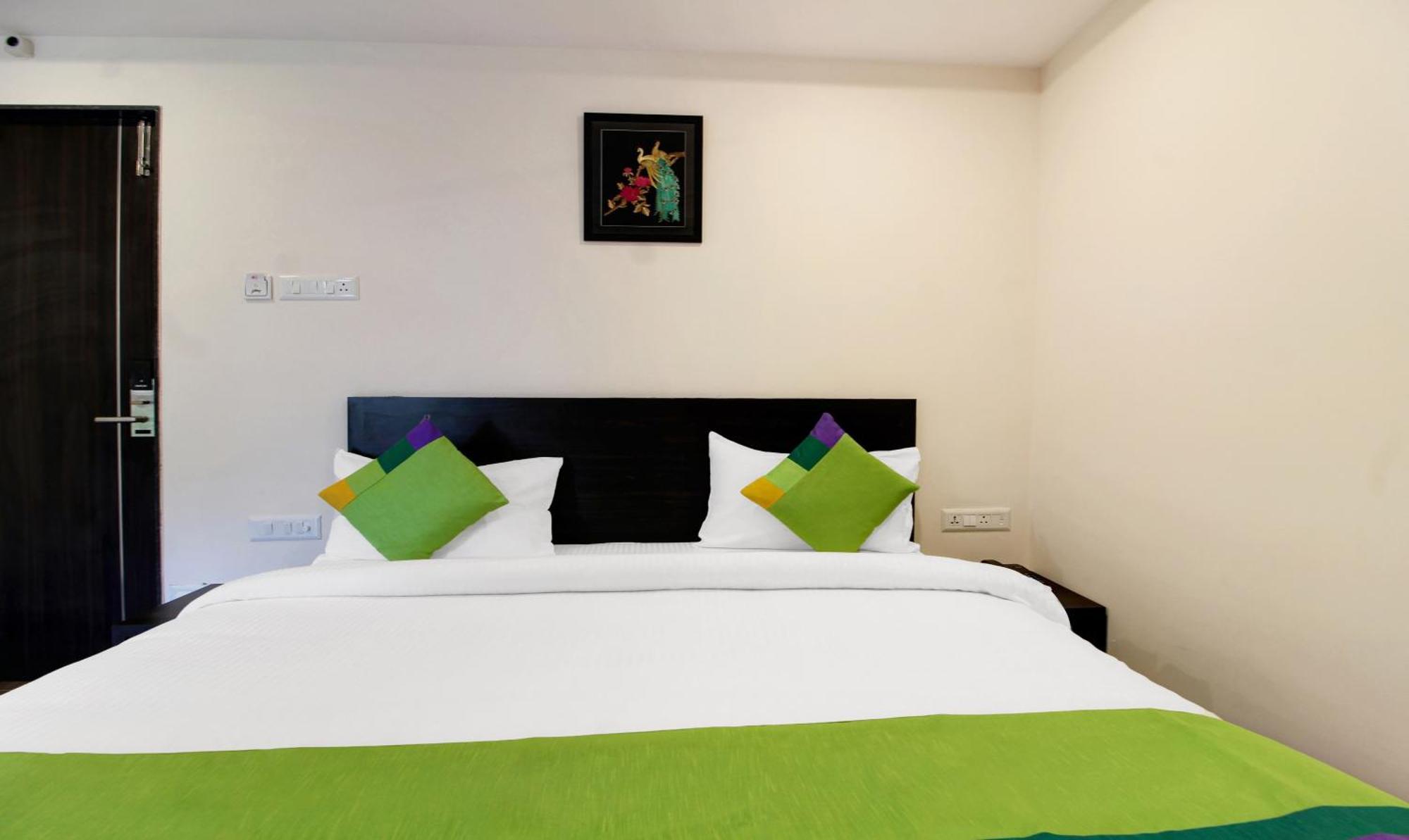 Treebo Trend Excella Hotel วิสาขปัตนัม ภายนอก รูปภาพ